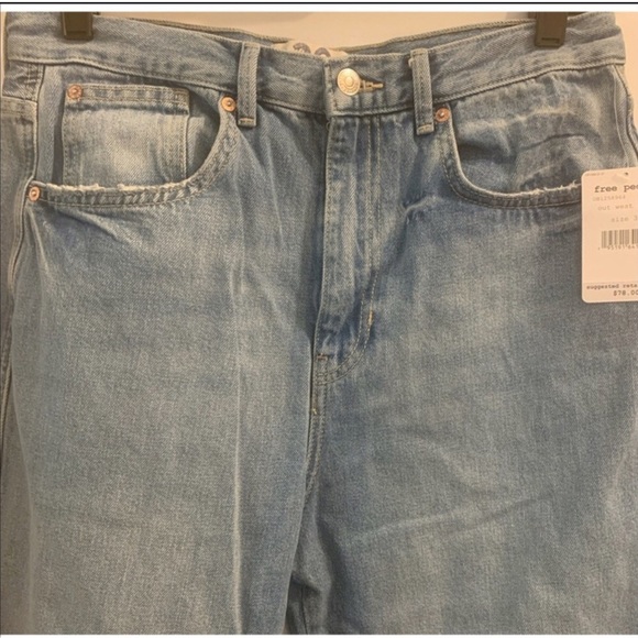 We the Free by FP  NWT Women's Out West Blue Denim Pockets Stovepipe Jea… - Picture 8 of 12